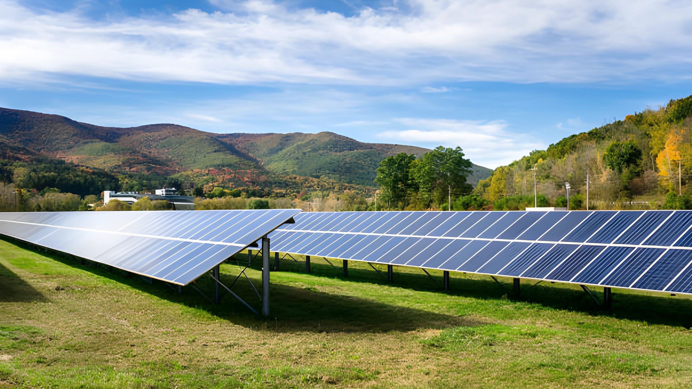 Grundmontierte Sonnensysteme gegen das Dach: Welches ist für Ihr Projekt geeignet?